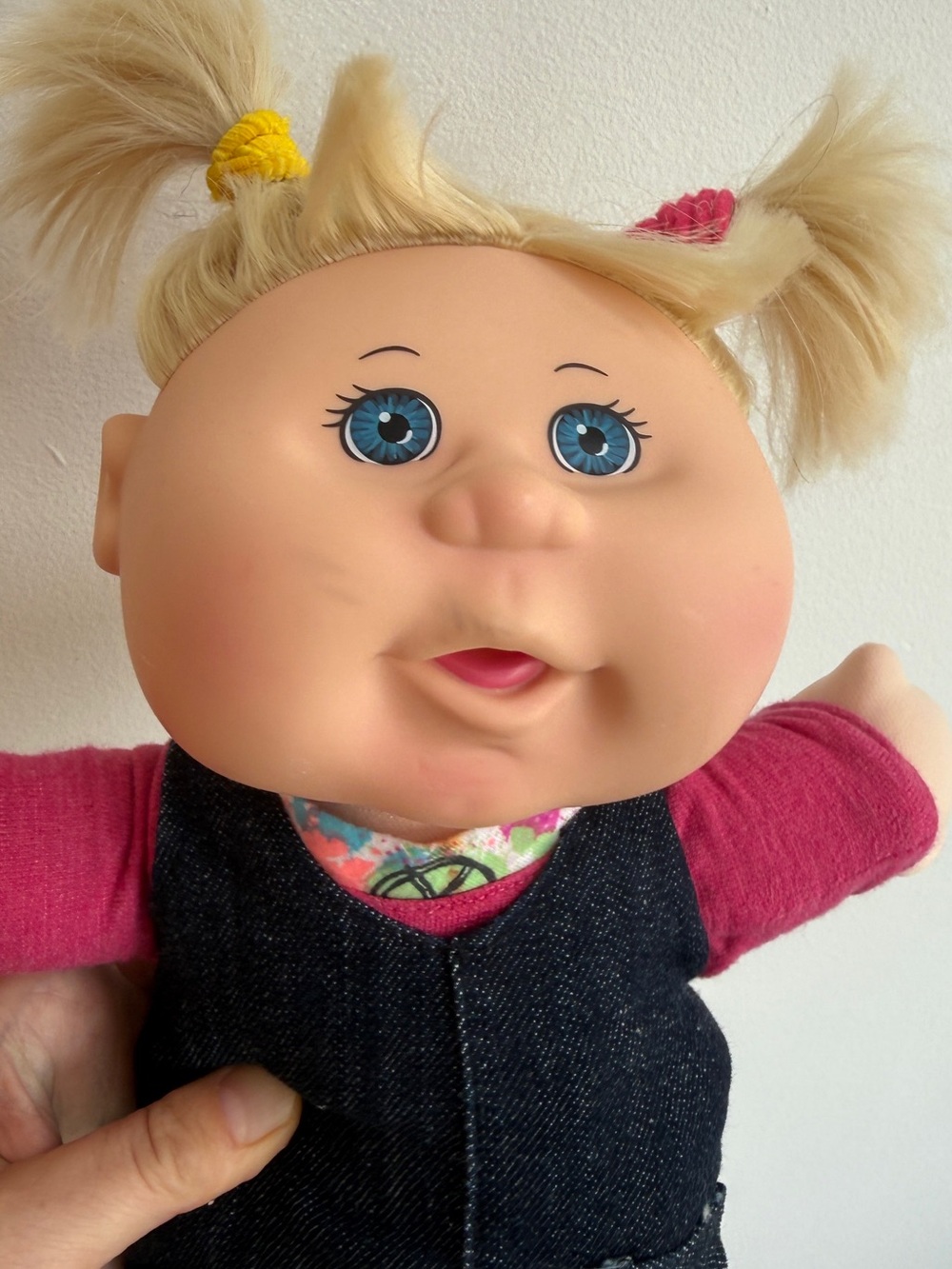 Cabbage patch doll - Picture 7 of 12